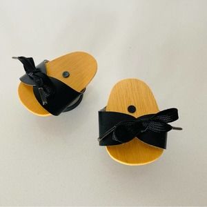 American Girl Felicity’s Pattens